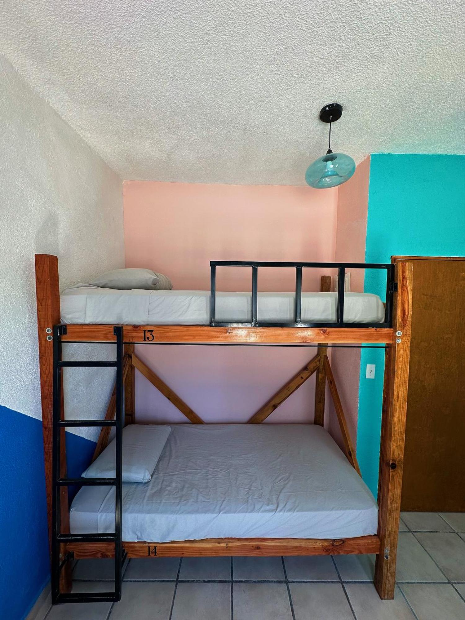 Standard Twin Room with Shared Bathroom