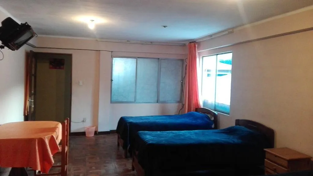 Hostal Isidoros - Terminal De Buses-1