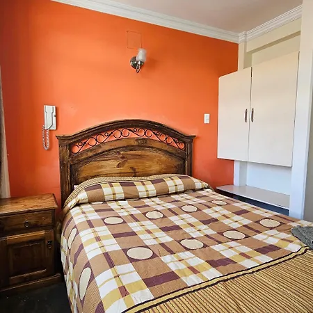 Bolivian Heights Hostel-2
